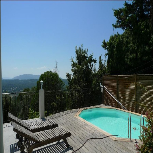 Offres de vente Maison de village Tourrettes 83440